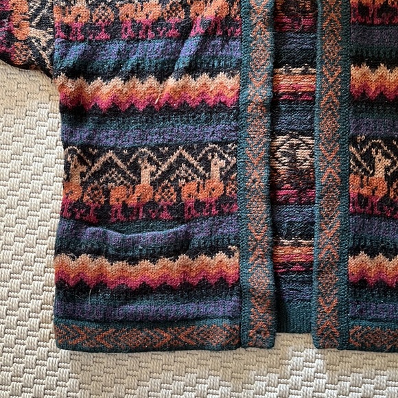 Knit pattern sweater - Picture 2 of 7